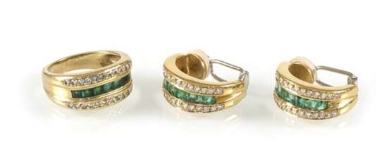 Smaragd-Diamant-Ring Und Ohr- - photo 1