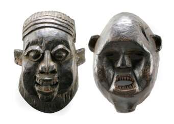 Zwei Masken, Holz, Kamerun Und