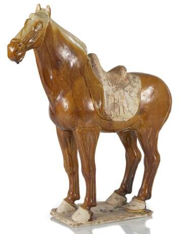 Braun-glasiertes Irdenware Modell eines stehenden Pferdes - Foto 1