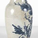 Porzellanvase mit unterglasurblauem Qilin-Dekor - photo 2