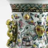 Bodenvase aus Porzellan mit Antiquitäten-Dekor in Relief - photo 4