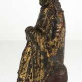 Bronze eines Daoisten mit Resten von Lackauflage und Vergoldung - photo 2