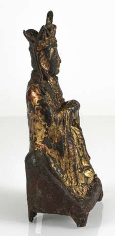 Bronze eines Daoisten mit Resten von Lackauflage und Vergoldung - Foto 3
