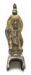 Kleine Bronze eines stehenden Bodhisattva mit Resten von Vergoldung