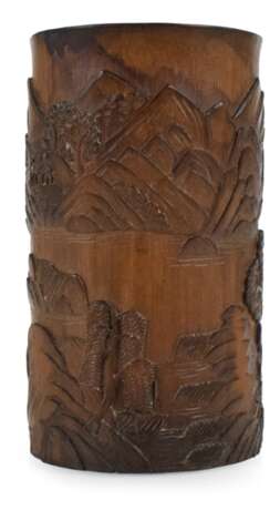 Bambus-Pinselbecher mit geschnitztem Landschaftsdekor - Foto 1