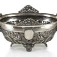 Durchbrochen gearbeitete Schale aus Silber mit Drachendekor und Voalkartuschen - Auction archive