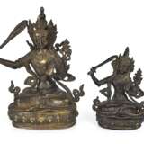 Zwei Bronzefiguren des Manjushri - photo 1