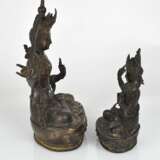 Zwei Bronzefiguren des Manjushri - photo 3