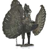Bronze-Weihrauchbrenner in Form eines mythologischen Vogels - фото 1