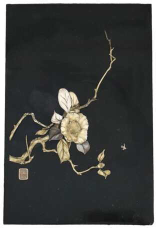Lackpaneel mit eingelegtem Blütendekor, u. a. aus Elfenbein - Foto 1