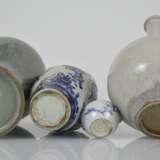 Drei Keramikvasen und eine Teekanne - photo 4