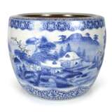 Blau-weiß dekorierter Porzellan-Cachepot mit Gelehrtenlandschaft - Foto 1