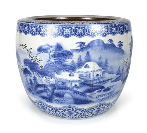 Blau-weiß dekorierter Porzellan-Cachepot mit Gelehrtenlandschaft - фото 1