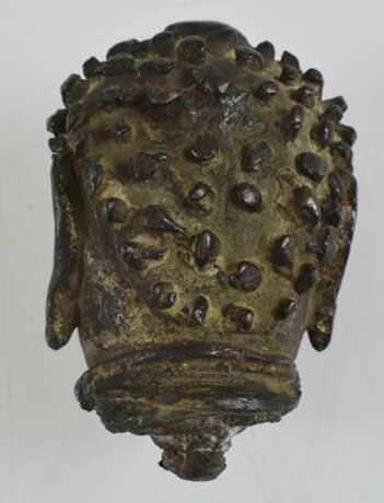 Kopf des Buddha Shakyamuni aus Bronze - photo 3