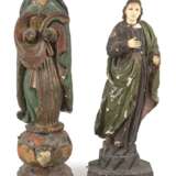 Zwei Holz-Skulpturen christlicher Figuren - фото 1