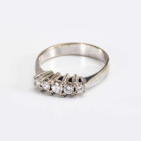 Ring mit Brillanten - photo 1