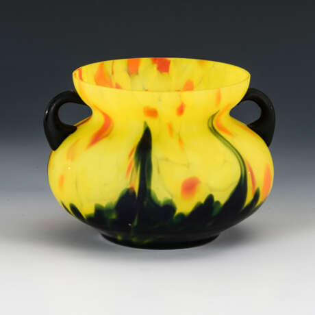 Henkelvase - photo 1