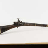 Orientalisches Steinschlossgewehr mit Bein- und Messingeinlagen - photo 8
