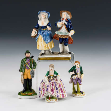 2 Miniatur-Rokokofiguren, Jäger und Kinderpaar - фото 1
