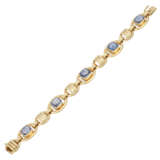 Armband mit 5 hellblauen Saphiren, zusammen ca. 18 ct, - photo 3