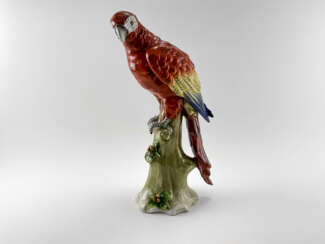 Porcelain figurine "Parrot". Germany, Sitzendorf, handmade, 1918-1949gg.