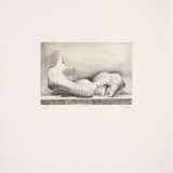 Henry Moore. Reclining Figure Point acquaforte acquatinta a colori - Foto 1