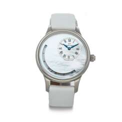 JAQUET DROZ, PETITE HEURE MINUTE DATE ASTRALE, MOTHER-OF-PEARL DIAL, REF. J021010208