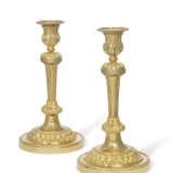 A PAIR OF FRENCH ORMOLU CANDLESTICKS - photo 2