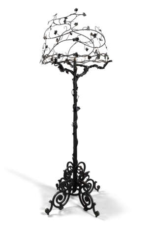 A WROUGHT-IRON STANDING LAMP - фото 1