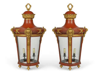 A PAIR OF FRENCH PARCEL-GILT AND RED-LACQUERED TOLE LANTERNS