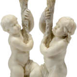 A PAIR OF RESTAURATION FIGURAL MARBLE CANDLESTICKS - Foto 2
