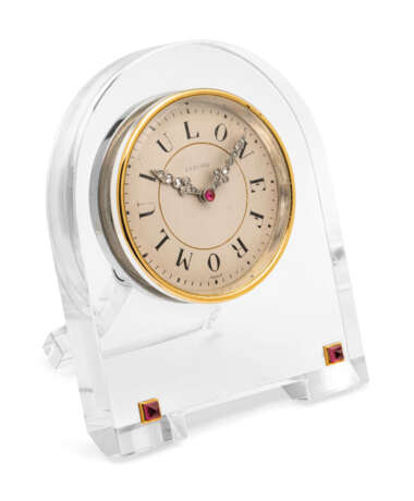 Cartier. ART DECO ROCK CRYSTAL, RUBY AND DIAMOND CLOCK, CARTIER - Foto 2