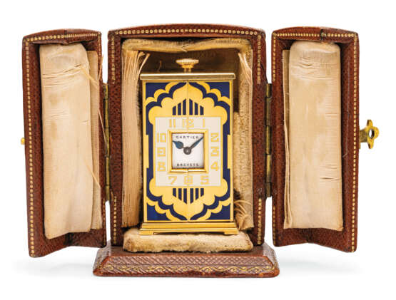 Cartier. ART DECO ENAMEL AND GOLD 'ALTAR' DESK CLOCK, CARTIER - photo 4
