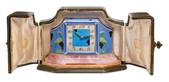 Cartier. EARLY 20TH CENTURY ENAMEL AND PINK QUARTZ DESK CLOCK, CARTIER - photo 3