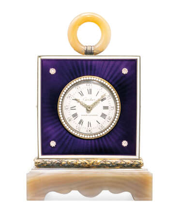 Cartier. BELLE EPOQUE ENAMEL, AGATE AND DIAMOND DESK CLOCK, CARTIER - Foto 1