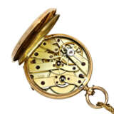 Taschenuhr/Anhängeuhr: feine Damenuhr mit dazugehöriger goldener Uhrenkette, signiert J & C.B Geneve, um 1900 - photo 2