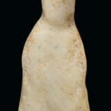 A CYCLADIC MARBLE SCHEMATIC IDOL AND PALETTE - Foto 4