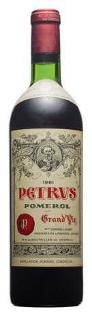 Bordeaux. Petrus 1961 - photo 1