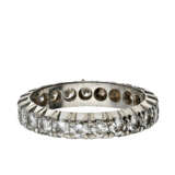Ring: feiner, weißgoldener Memoire-Ring mit Brillanten, 1,42ct von hoher Qualität, Markenschmuck von Christian Bauer - фото 1