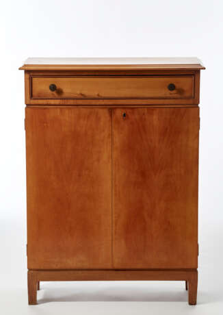 Gigiotti Zanini. Novecento manner cabinet with one drawer and two doors - фото 1