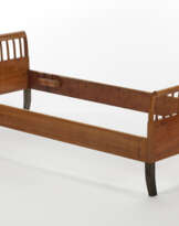 Novecento manner sommier bed