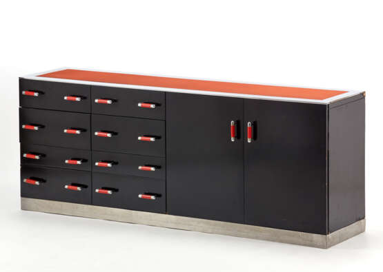 Azucena. Custom cabinet with drawers and small doors of the series "Fasce cromate" - фото 1