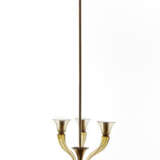 Seguso Vetri d'Arte. Suspension lamp with three lights in pagliesco blown glass with cup lampshades and brass inserts - фото 1
