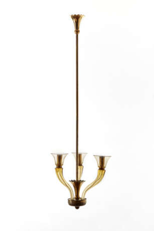 Seguso Vetri d'Arte. Suspension lamp with three lights in pagliesco blown glass with cup lampshades and brass inserts - Foto 1