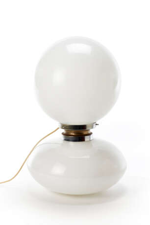 Table lamp with two diffusers in lattimo blown glass - фото 1