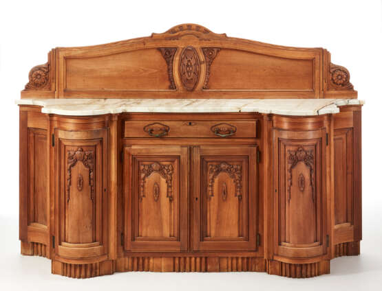 Déco furniture in solid walnut wood carved with geometrical plant motifs - photo 1