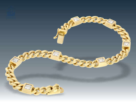 Armband: dekoratives und massives Goldschmiedearmband mit feinen Diamanten, ca. 1,05ct - photo 1