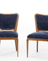 Pair of chairs corresponding to the armchair model