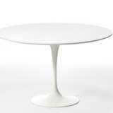 Eero Saarinen. Table model "Tulip" - Foto 1