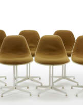 Lot of six chairs model